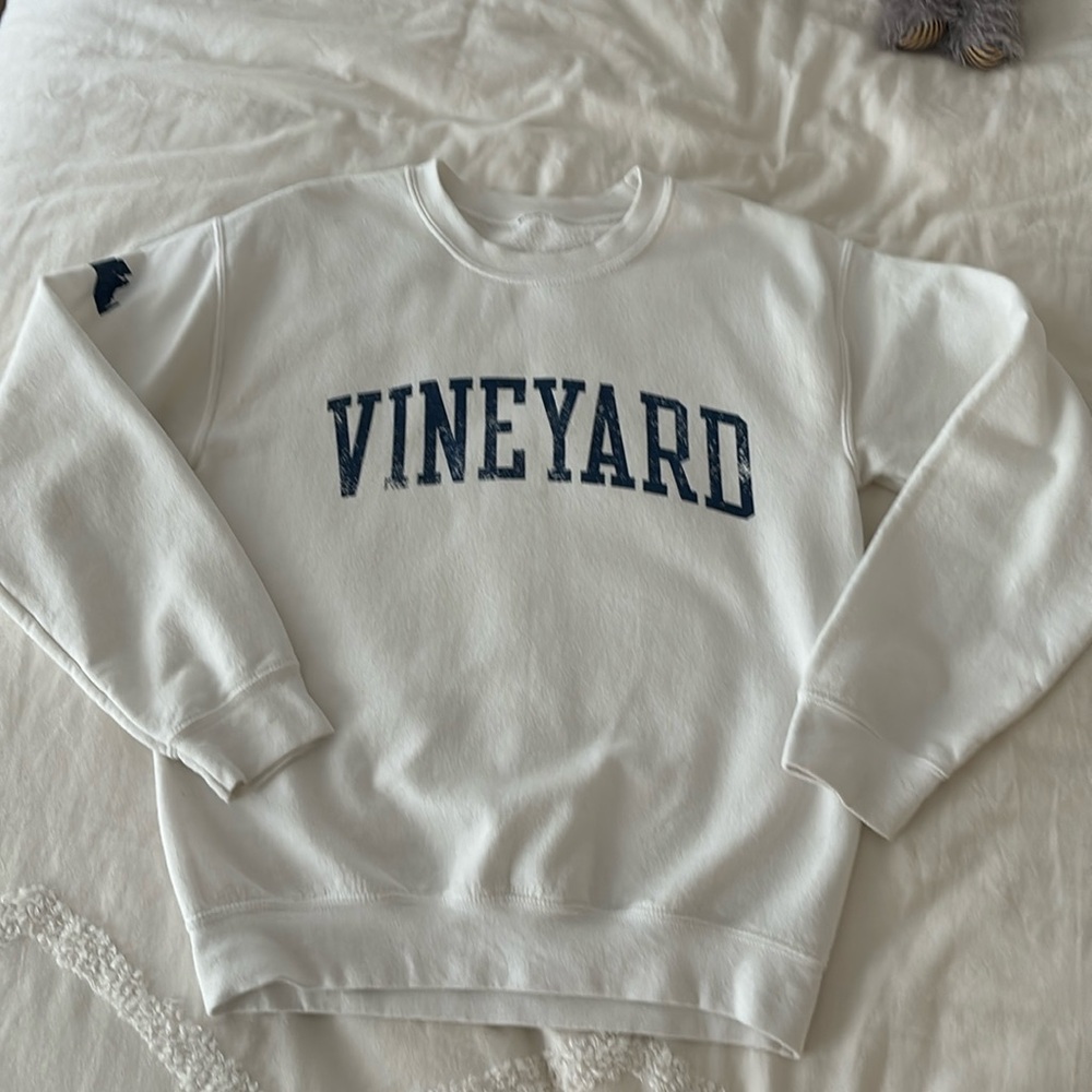 White Martha’s Vineyard Sweatshirt Crewneck